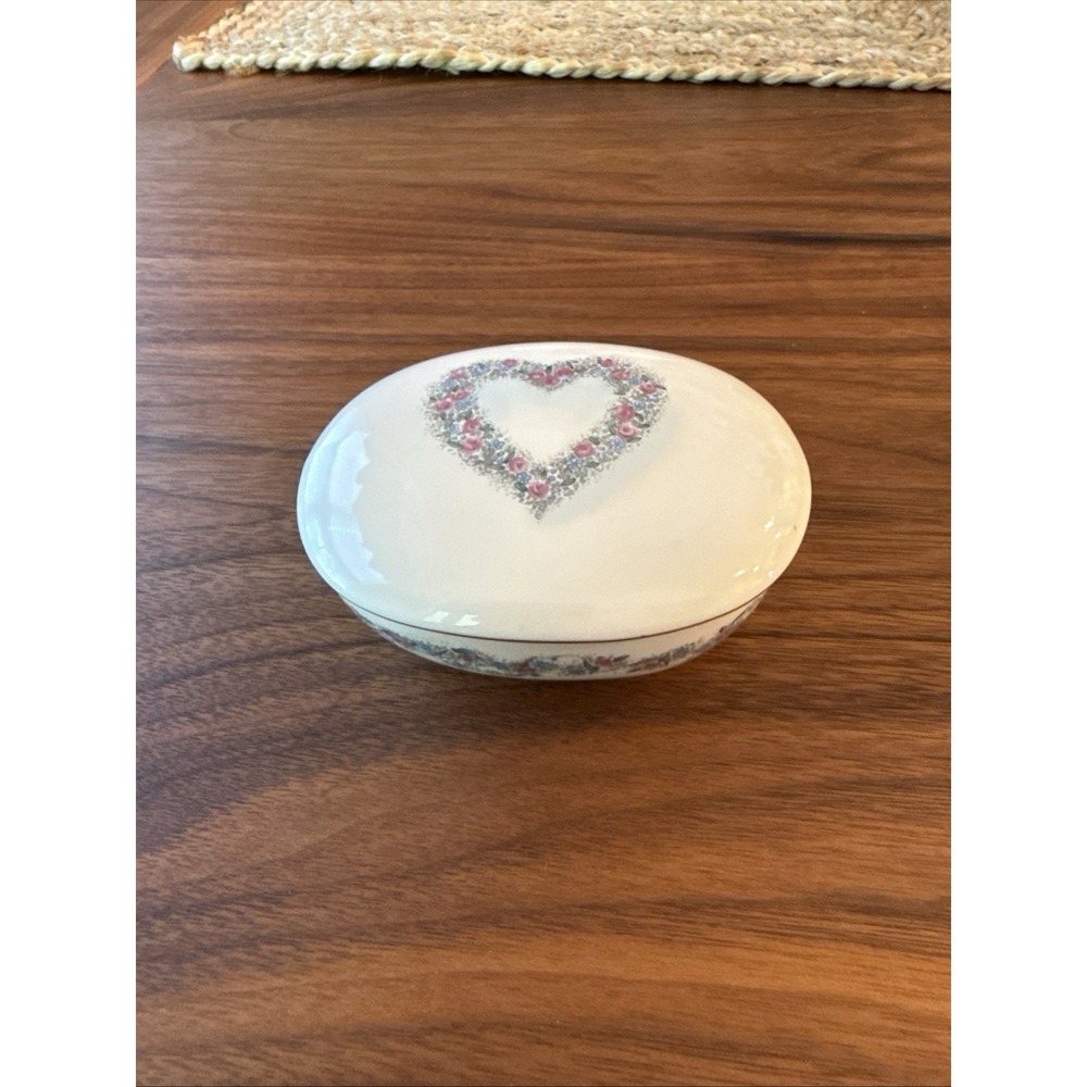 Otagiri Love Romance Trinket Box Oval Heart Floral Creative Collection‎